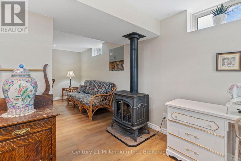 466 7TH AVENUE E, Owen Sound, Ontario, N4K2X4