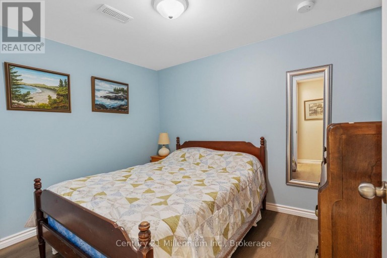 466 7TH AVENUE E, Owen Sound, Ontario, N4K2X4