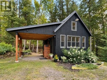 1304 GRANDPA'S TRAIL Highlands East (Glamorgan) Ontario photo 46