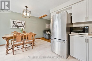 216 PARKSIDE DRIVE E Centre Wellington (Fergus) Ontario photo 11