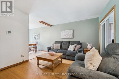 216 PARKSIDE DRIVE E Centre Wellington (Fergus) Ontario photo 15