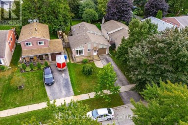 216 PARKSIDE DRIVE E Centre Wellington (Fergus) Ontario photo 2