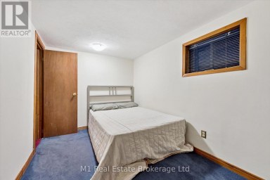 216 PARKSIDE DRIVE E Centre Wellington (Fergus) Ontario photo 30