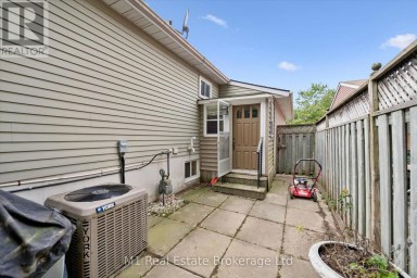 216 PARKSIDE DRIVE E Centre Wellington (Fergus) Ontario photo 33