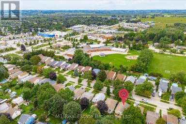 216 PARKSIDE DRIVE E Centre Wellington (Fergus) Ontario photo 42