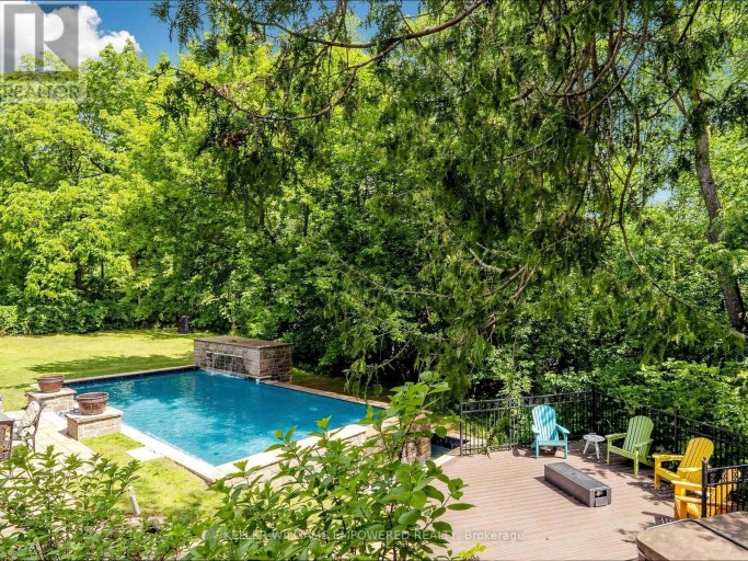 43 WOODLAND ACRES CRESCENT, Vaughan, Ontario, L6A1G1