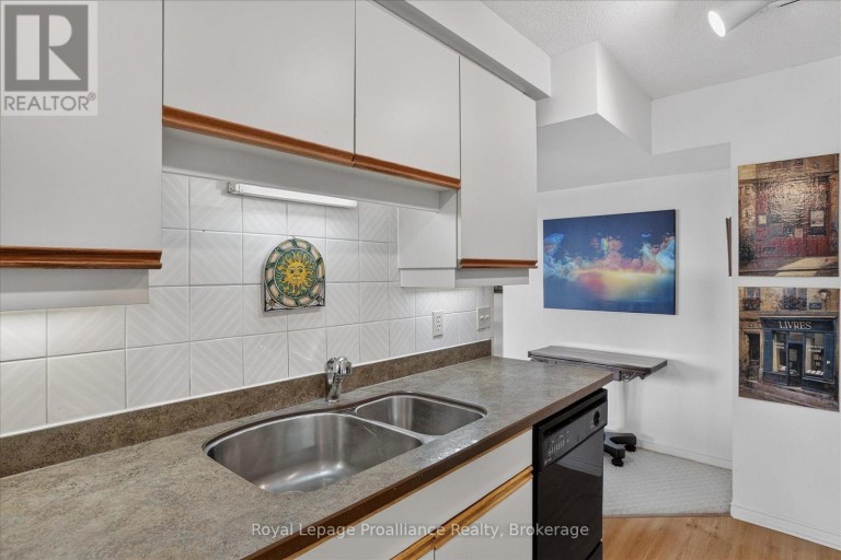 408 - 40 AUBURN STREET, Peterborough (Ashburnham Ward 4), Ontario, K9H2G2