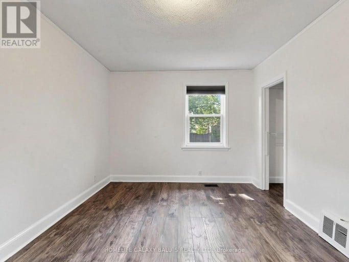 136 CENTRAL PARK BOULEVARD N, Oshawa (O'Neill), Ontario, L1G5Y7