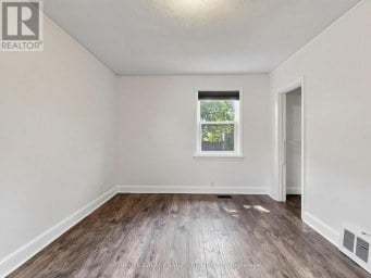 136 CENTRAL PARK BOULEVARD N Oshawa (O'Neill) Ontario photo 15