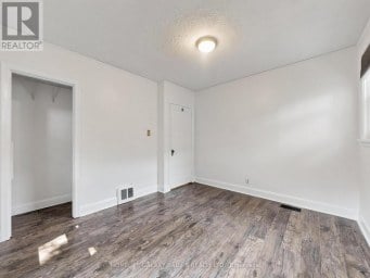 136 CENTRAL PARK BOULEVARD N Oshawa (O'Neill) Ontario photo 16