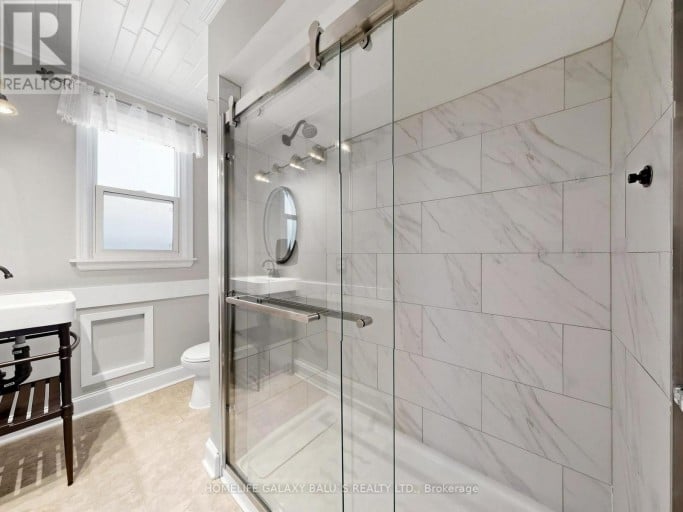 136 CENTRAL PARK BOULEVARD N, Oshawa (O'Neill), Ontario, L1G5Y7