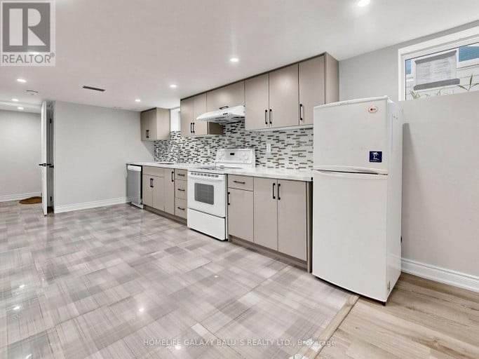 136 CENTRAL PARK BOULEVARD N, Oshawa (O'Neill), Ontario, L1G5Y7