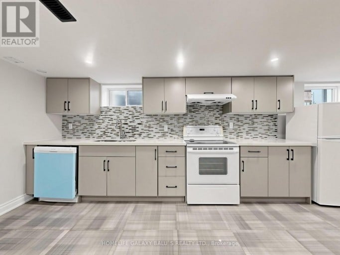 136 CENTRAL PARK BOULEVARD N, Oshawa (O'Neill), Ontario, L1G5Y7