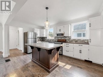 136 CENTRAL PARK BOULEVARD N Oshawa (O'Neill) Ontario photo 8