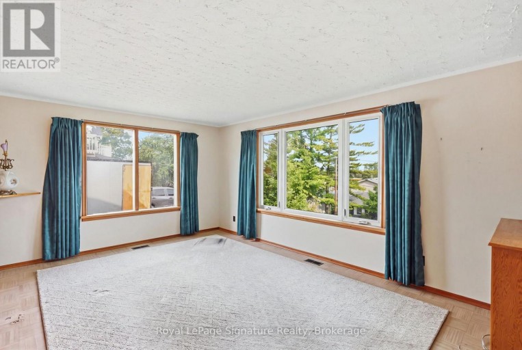 27 LOUISA STREET W, Blue Mountains, Ontario, N0H2P0