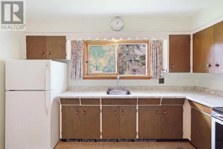 27 LOUISA STREET W, Blue Mountains, Ontario, N0H2P0