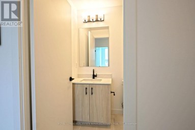 305 - 4878 POWERS COMMON Burlington (Alton) Ontario photo 9