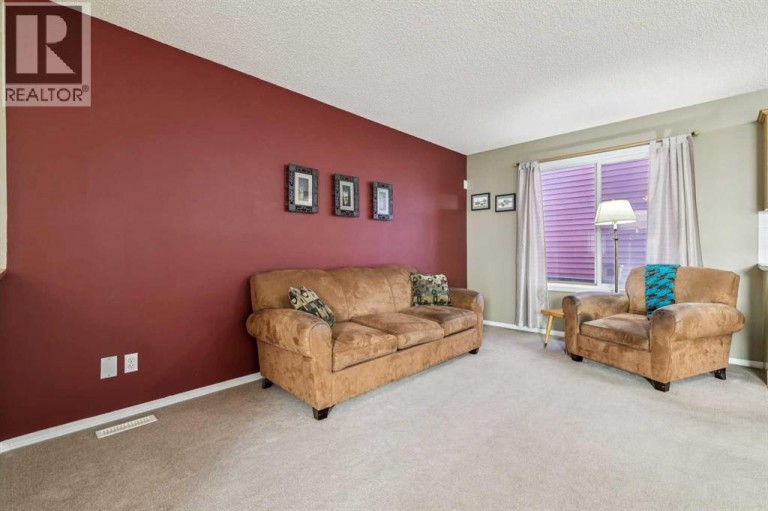 13 Evansbrooke Way NW, Calgary, Alberta, T3P1C5