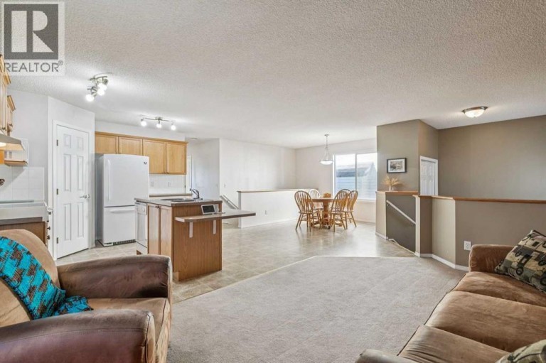 13 Evansbrooke Way NW, Calgary, Alberta, T3P1C5