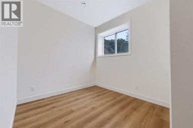 1903B 17 Street NW Calgary Alberta photo 35