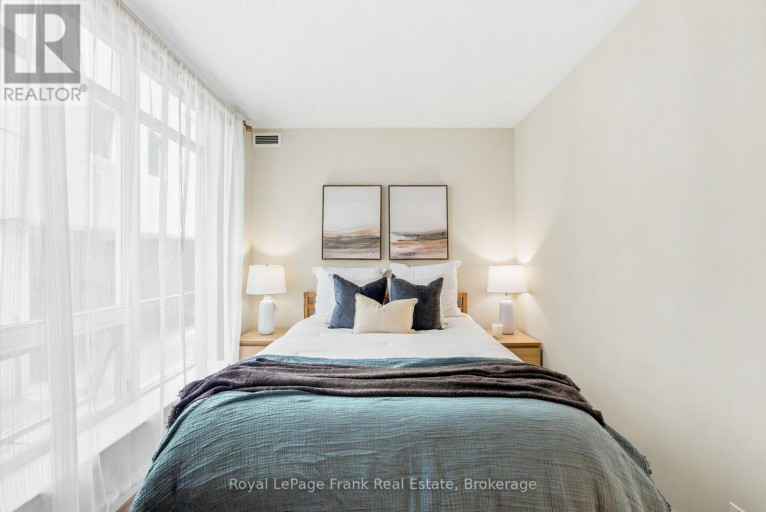 M24 - 350 WELLINGTON STREET W, Toronto (Waterfront Communities), Ontario, M5V3W9