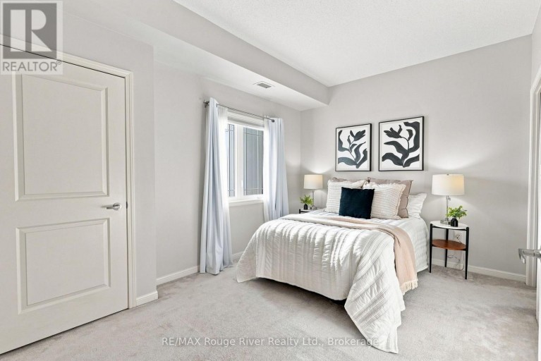 311 - 1 SIDNEY LANE, Clarington (Bowmanville), Ontario, L1C0N5