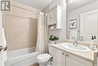 311 - 1 SIDNEY LANE Clarington (Bowmanville) Ontario photo 20