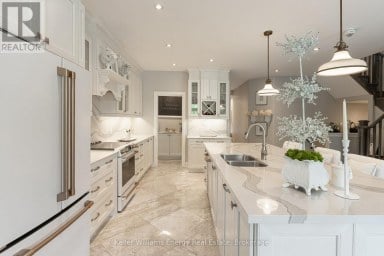 1606 NASH ROAD Clarington (Courtice) Ontario photo 6