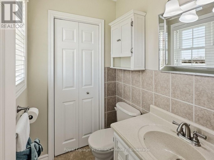 305 VALLEY ROAD, Prince Edward County (Ameliasburg Ward), Ontario, K0K1A0