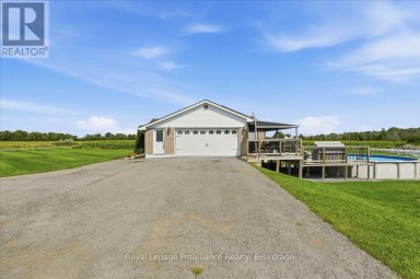 305 VALLEY ROAD Prince Edward County (Ameliasburg Ward) Ontario photo 3