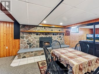 305 VALLEY ROAD Prince Edward County (Ameliasburg Ward) Ontario photo 34