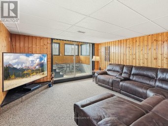 305 VALLEY ROAD Prince Edward County (Ameliasburg Ward) Ontario photo 36