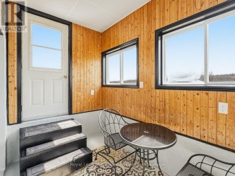 305 VALLEY ROAD Prince Edward County (Ameliasburg Ward) Ontario photo 40