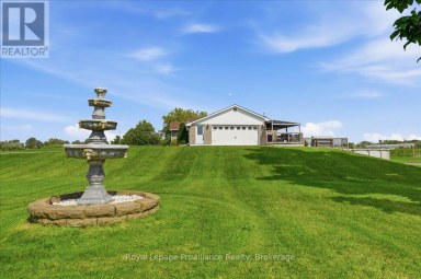 305 VALLEY ROAD Prince Edward County (Ameliasburg Ward) Ontario photo 45