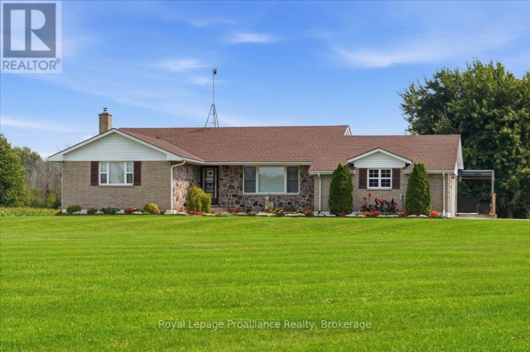 305 VALLEY ROAD, Prince Edward County (Ameliasburg Ward), Ontario, K0K1A0