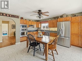 305 VALLEY ROAD Prince Edward County (Ameliasburg Ward) Ontario photo 7