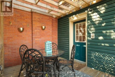 599 GILMOUR STREET Peterborough (Town Ward 3) Ontario photo 37