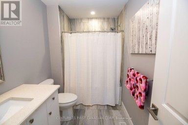 1279 JOURNEY CROSS London North (North I) Ontario photo 36