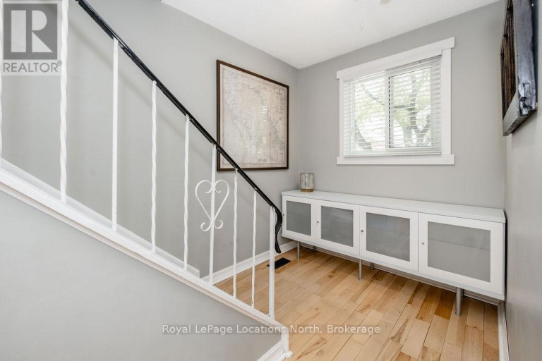 493 ONTARIO STREET, Collingwood, Ontario, L9Y4B9