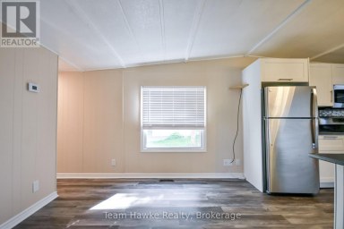 11 RYAN'S ROAD Midland Ontario photo 12