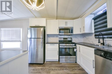 11 RYAN'S ROAD Midland Ontario photo 14