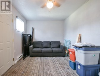 11 RYAN'S ROAD Midland Ontario photo 32