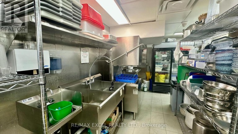 5308 YONGE STREET, Toronto (Willowdale West), Ontario, M2N5P9