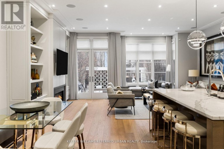 130 B FARNHAM AVENUE, Toronto (Yonge-St. Clair), Ontario, M4V1H4