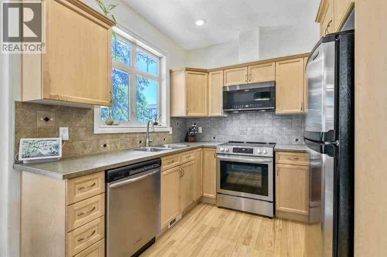 5633 6 Street SW, Calgary, Alberta, T2V0H1