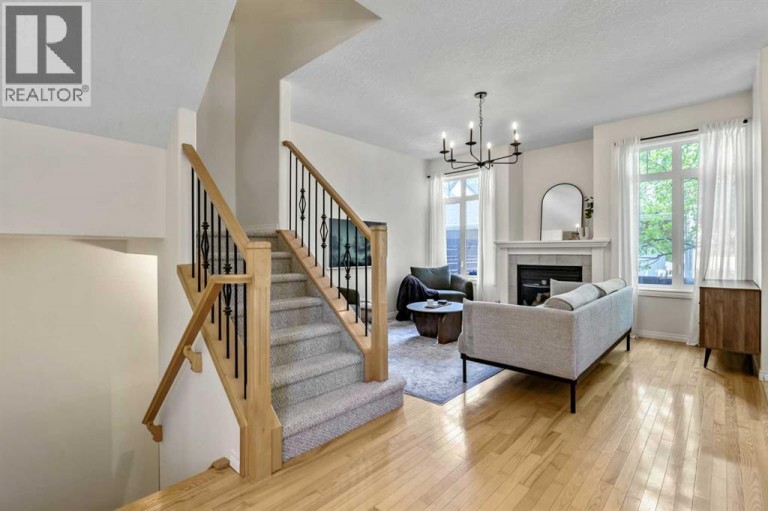 5633 6 Street SW, Calgary, Alberta, T2V0H1