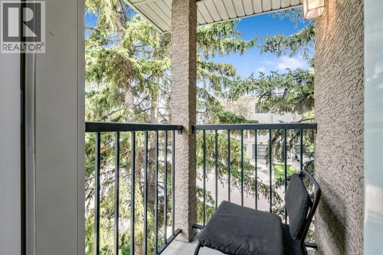 5633 6 Street SW, Calgary, Alberta, T2V0H1