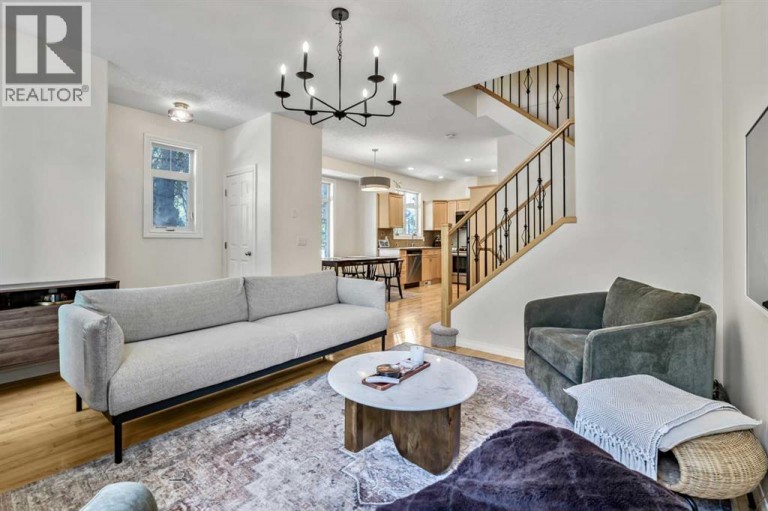 5633 6 Street SW, Calgary, Alberta, T2V0H1