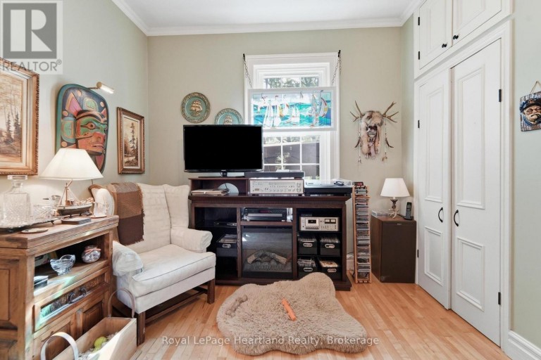 71 KIRK STREET, Central Huron (Clinton), Ontario, N0M1L0