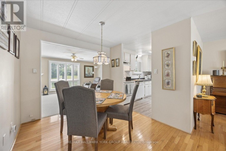 10 KELSEY CRESCENT, Georgina (Sutton & Jackson's Point), Ontario, L0E1R0